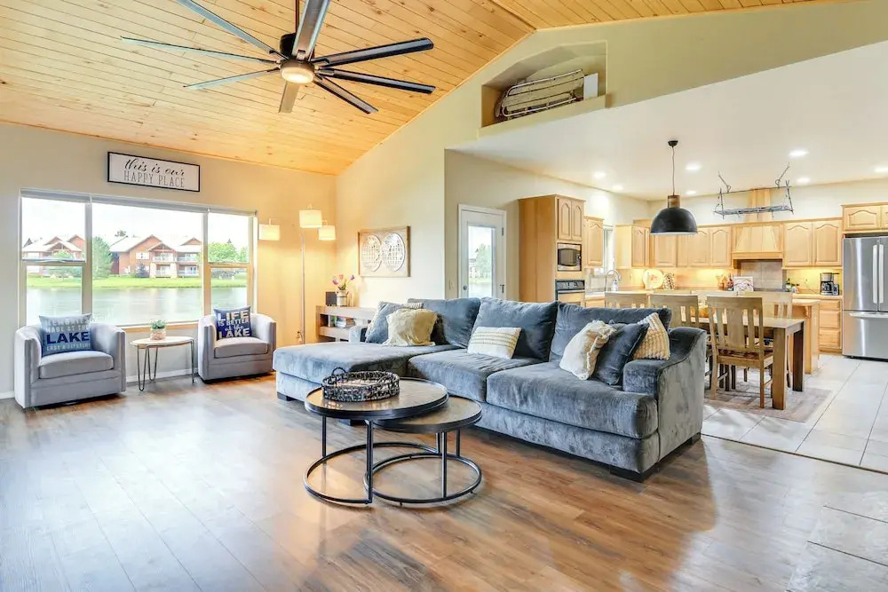 Modern Pagosa Springs Home w/ Deck on Village Lake