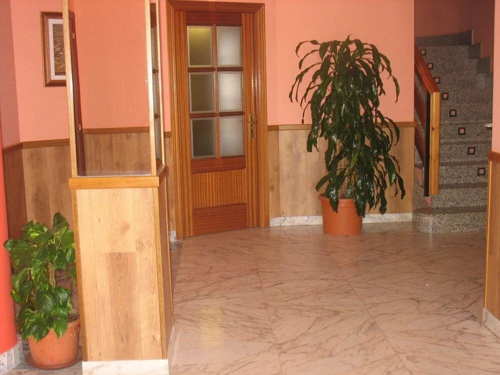 Hotel Reyes De León