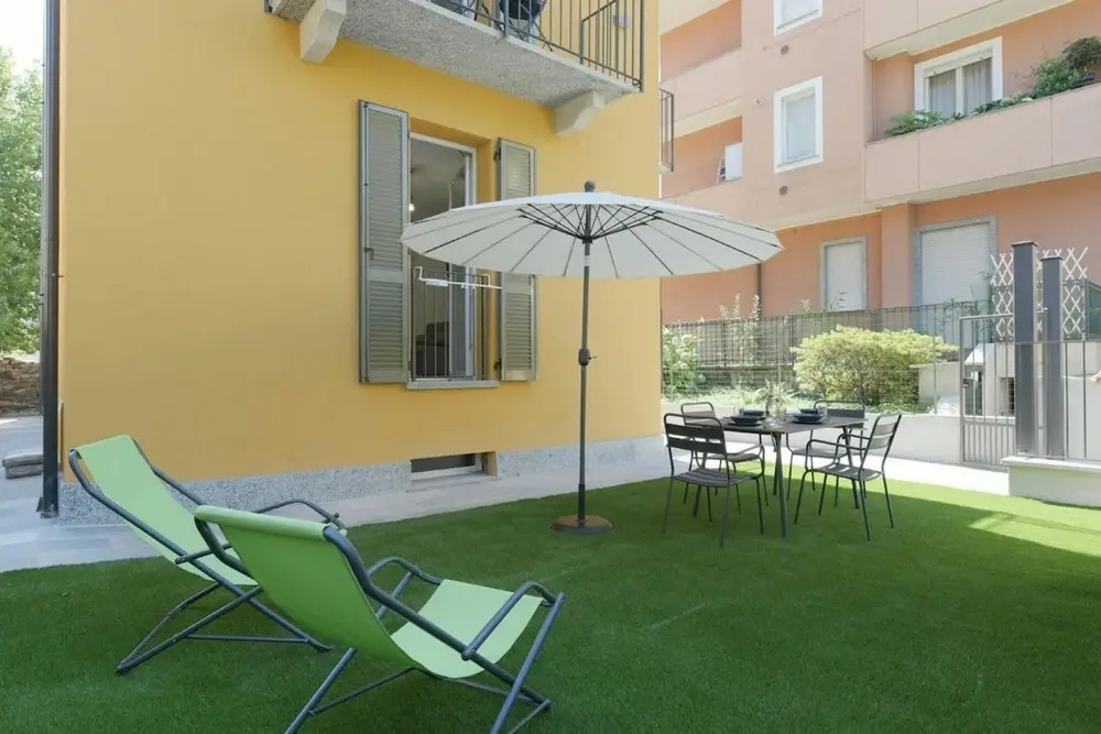 Sunflower Apartment 1 With Terrace in Baveno