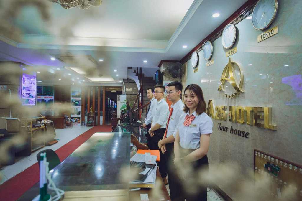 Hotel - Lương Ngọc Quyến