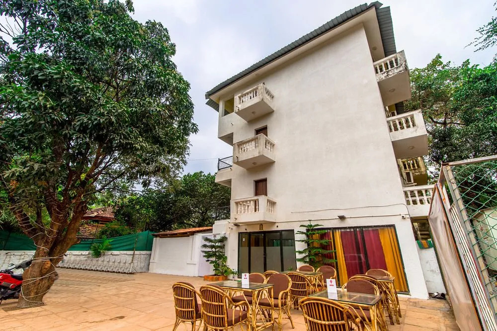 Oyo 5673 Maximum Holiday Inn Rooms