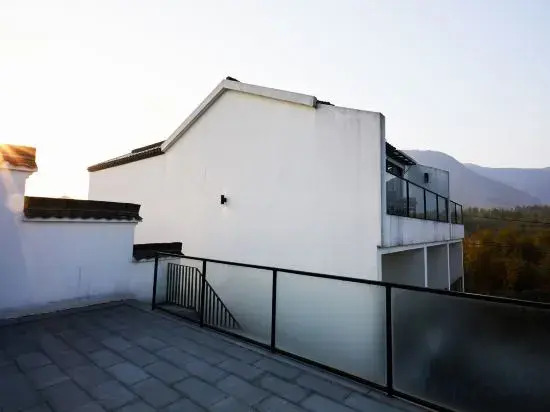 Huacheng Yichu Zen Homestay (Hangzhou Jingshan)