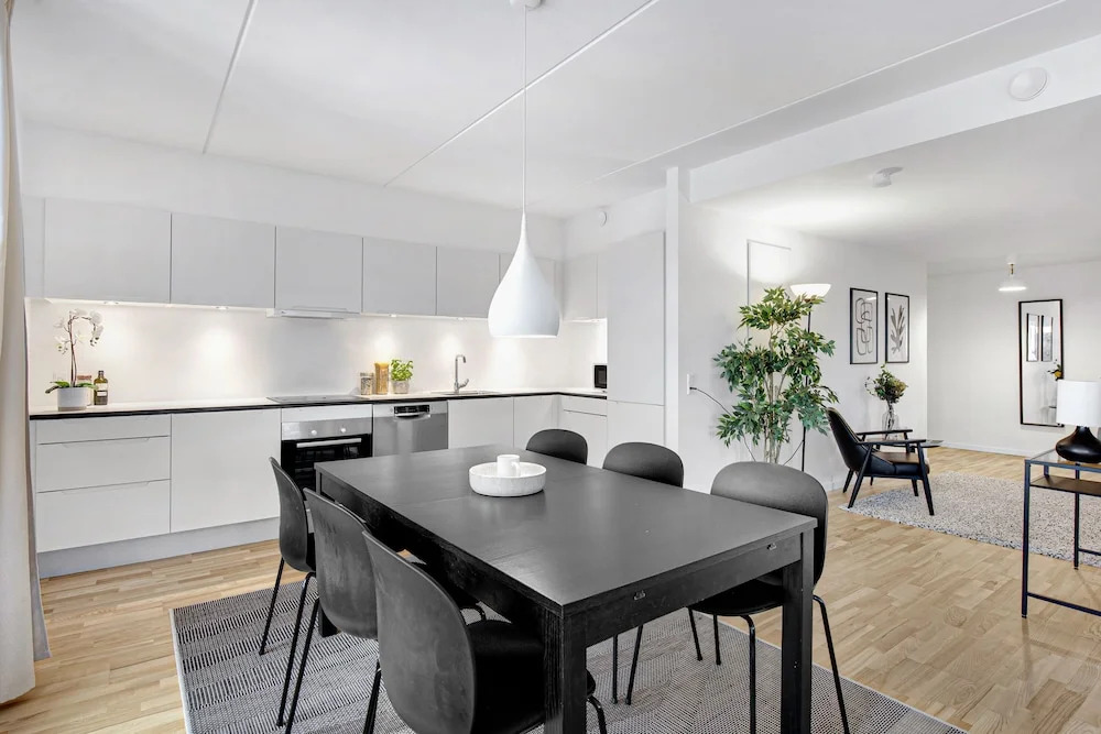 Two-bedrooms Apartment With Amazing View and Sunny Balcony Next to Royal Arena