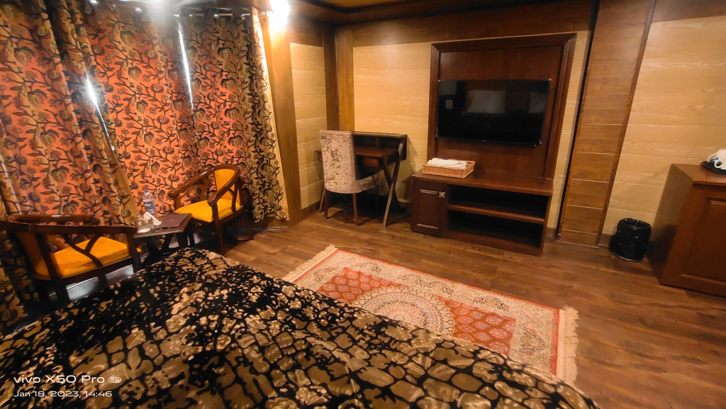 Hotel Zahgeer Gulmarg