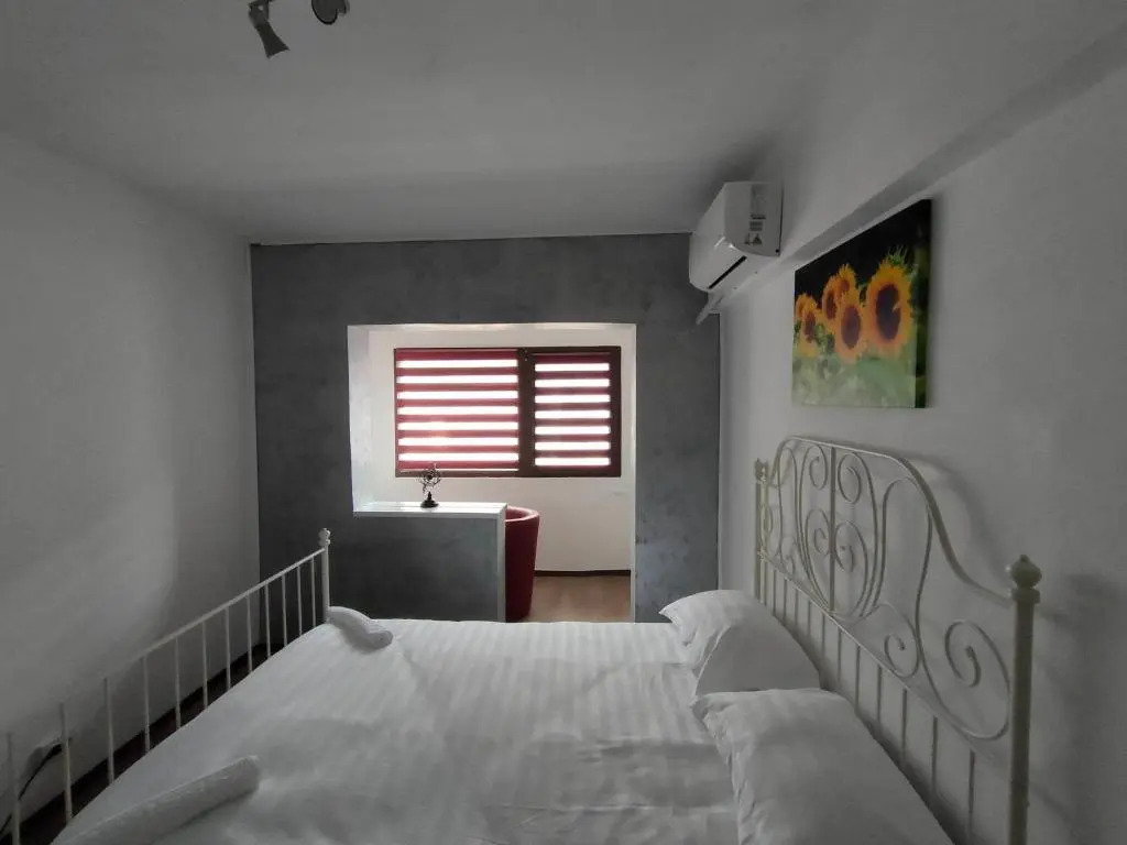 ANDI-apartament 2 camere