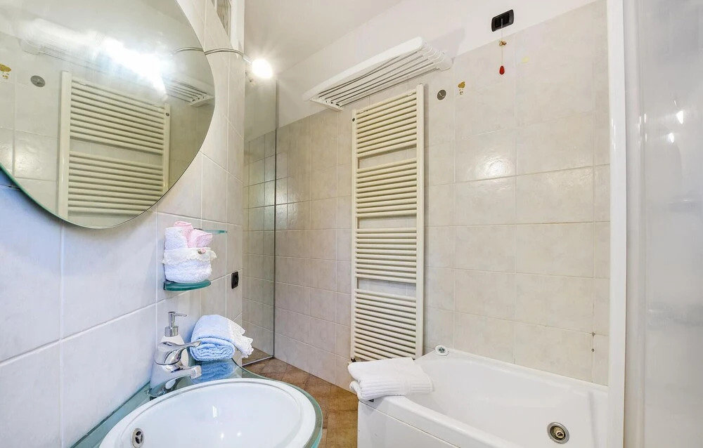 Stunning Apartment in Bergamo With Wifi and 1 Bedrooms