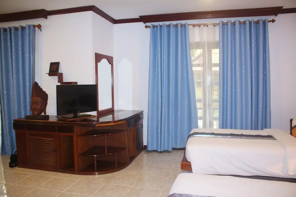 Suryavara Residence Hotel