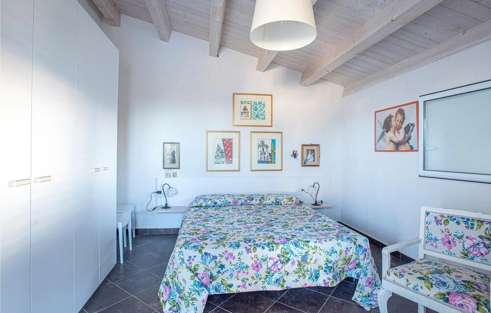 Amazing Home In Ragusa With Indoor Swimming Pool