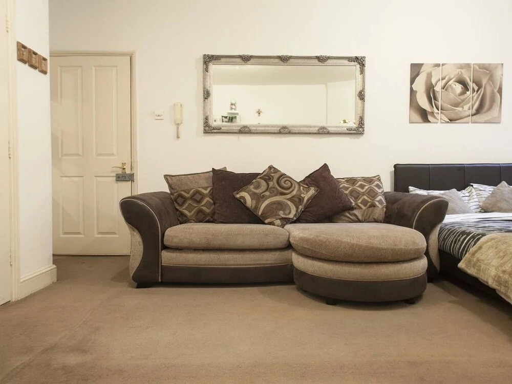 Charming Large Bloomsbury Apartment