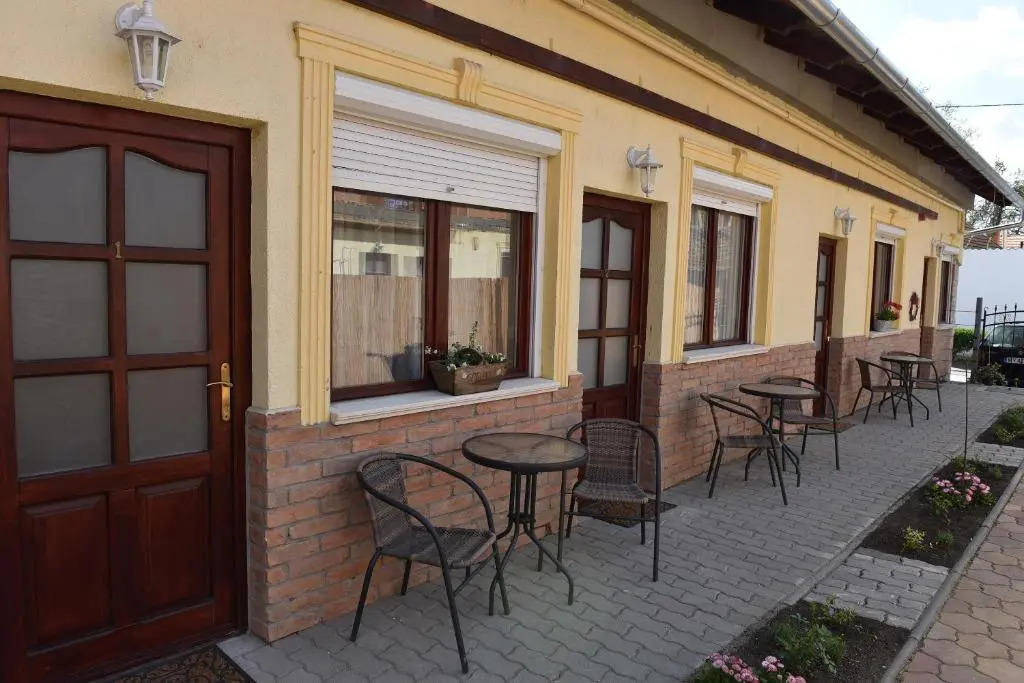 Guest House Romantika Panzio