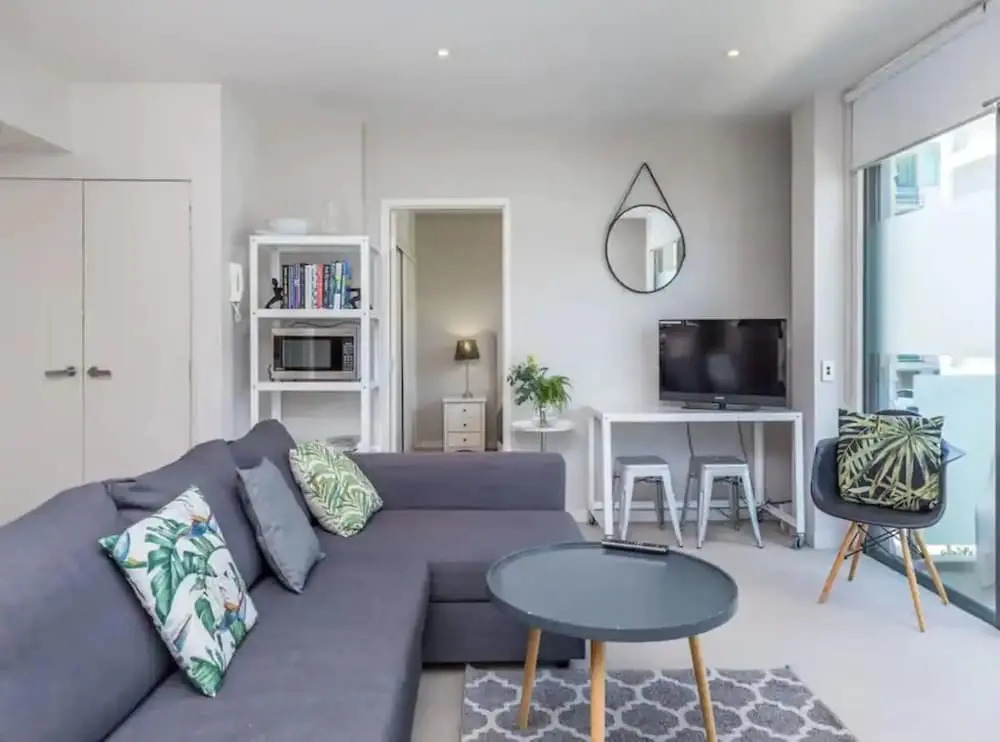 Wynyard Viaduct Harbour 2BR+Parking: Zodiak Stays