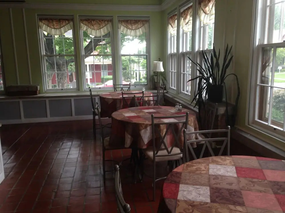 Walton Manor Inn Bed & Breakfast