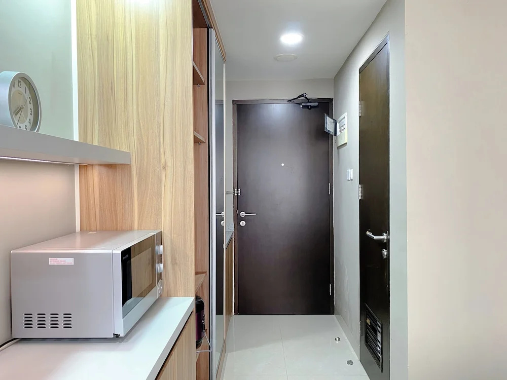Simply Look Studio At Mustika Golf Residence (No Kitchen) Apartment