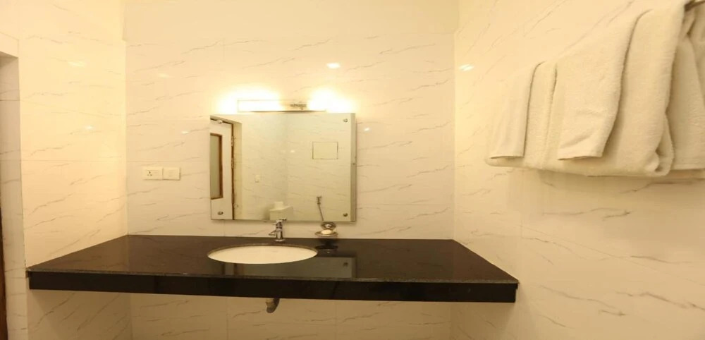 MeroStay 166 Hotel Arts