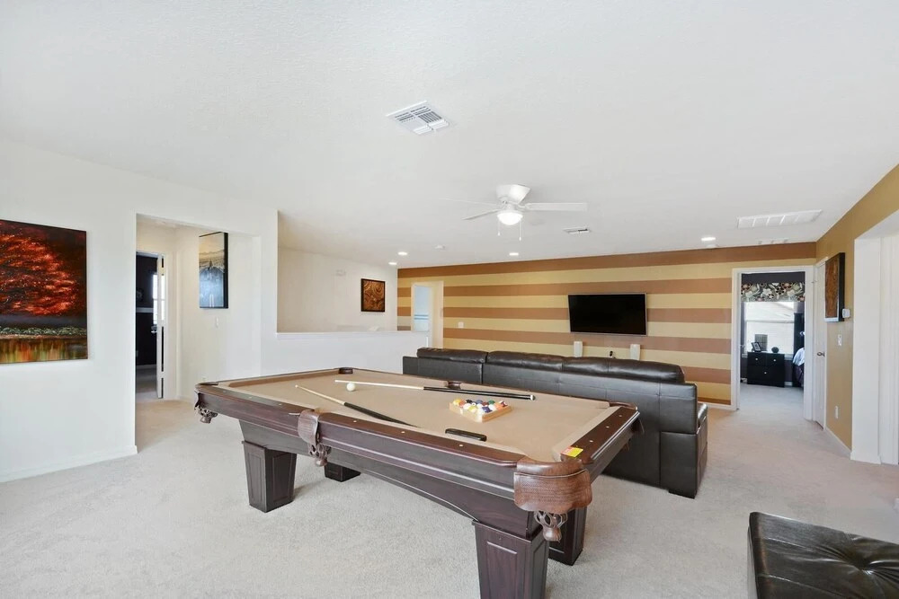 1287yc - West Haven Gated Community 6 Bedroom Home by RedAwning