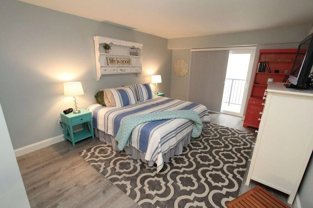Henlopen Unit 417 by Long & Foster