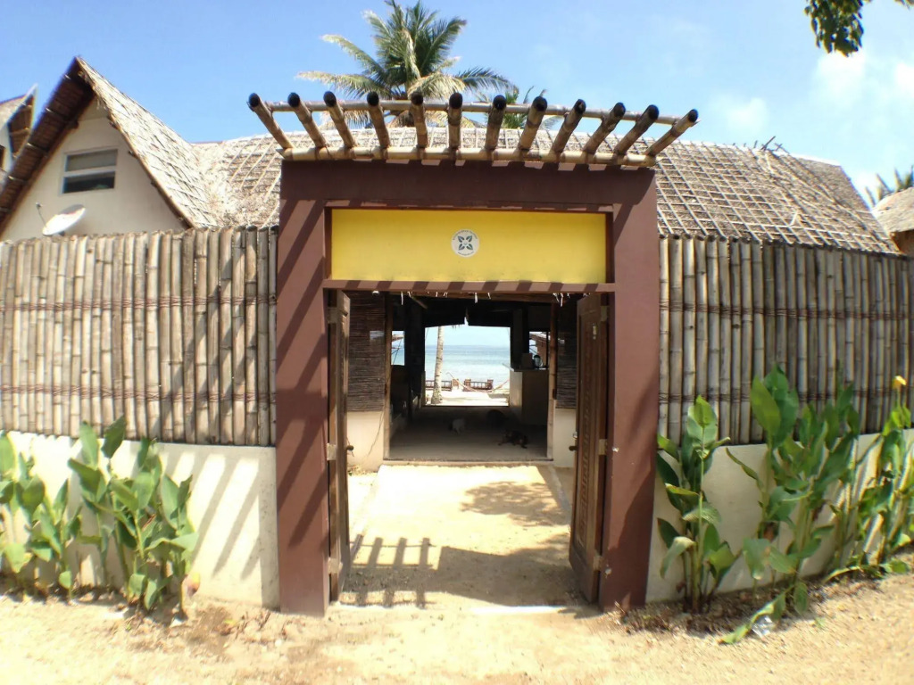 MangoRiders Beach Club