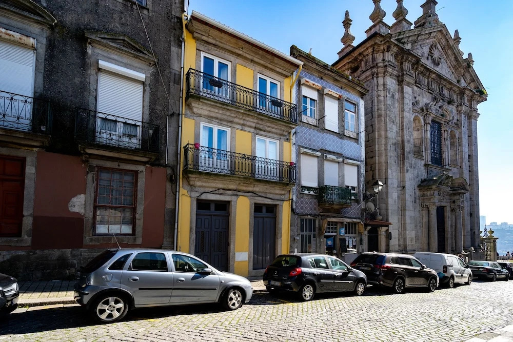 Merc Porto Vitorias Place