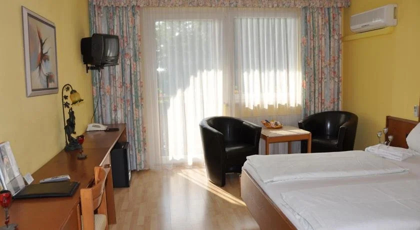 Pension Arkadenhof