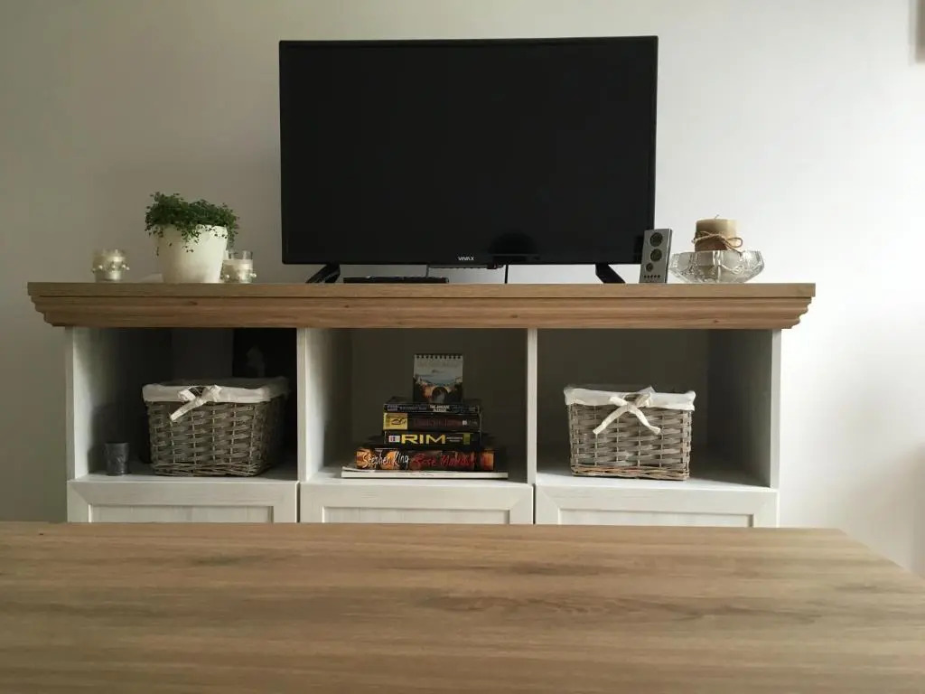 Happy Apartments