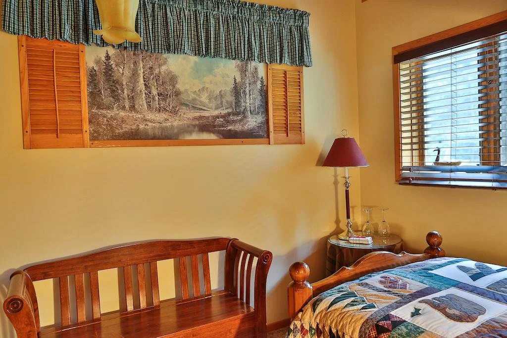 Mount Robson Mountain River Lodge