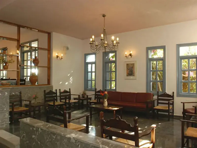 Ormos Apartments