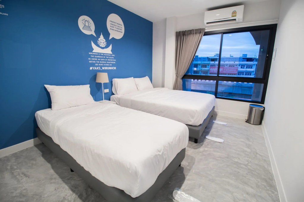 Yaks House Hostel