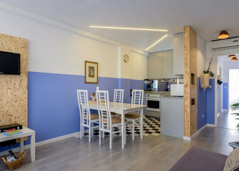 BOUTIQUE RENTALS - Provence Apartment