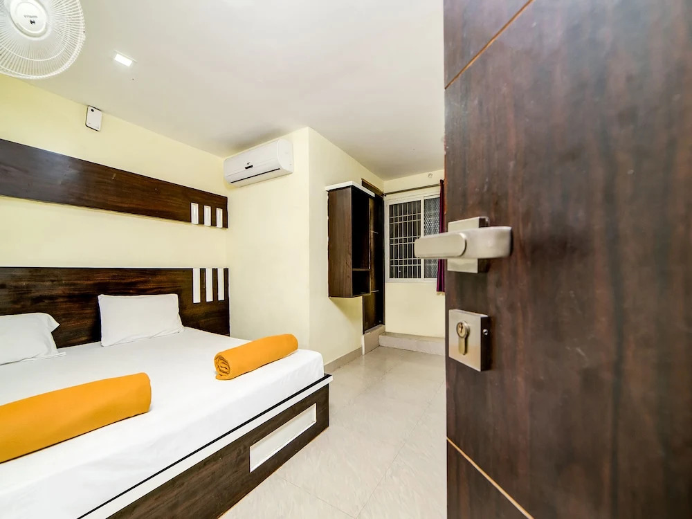 SPOT ON 41635 Hotel Gpr Grand
