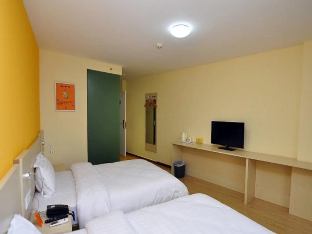 7Days Inn Yuxi Mingzhu Road