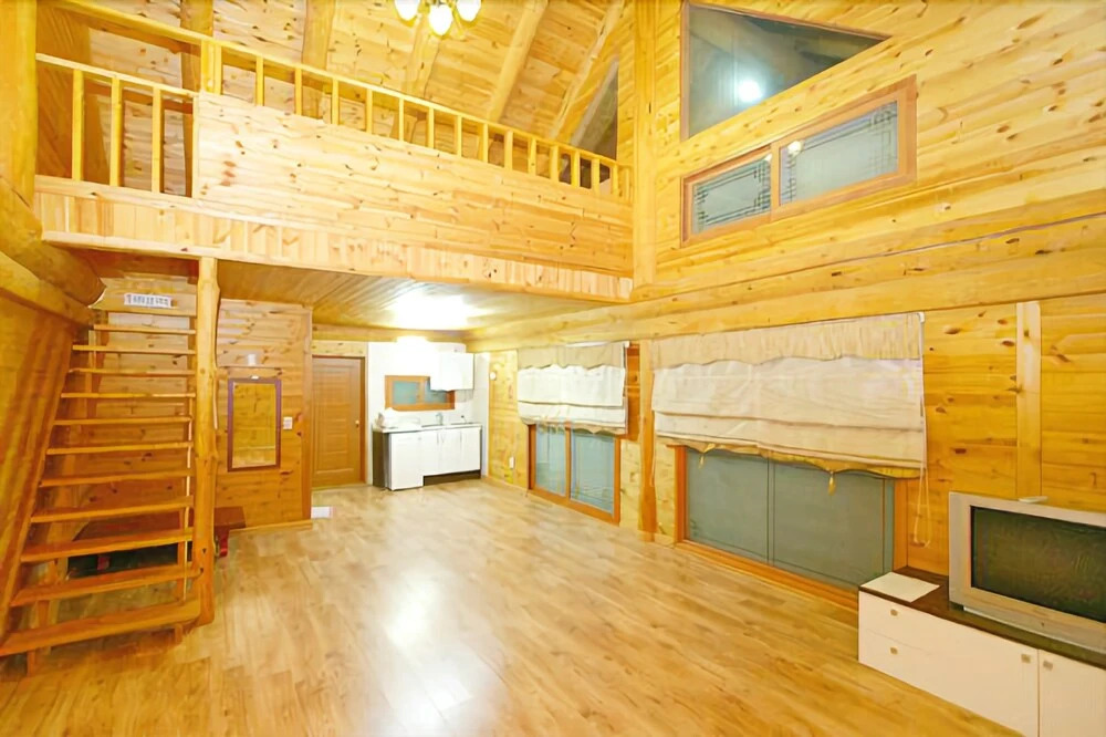 Taean Noueure Pine Forest Pension
