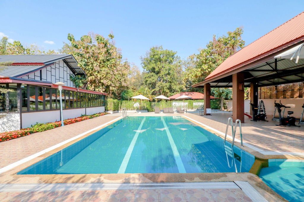 Tong House Resort