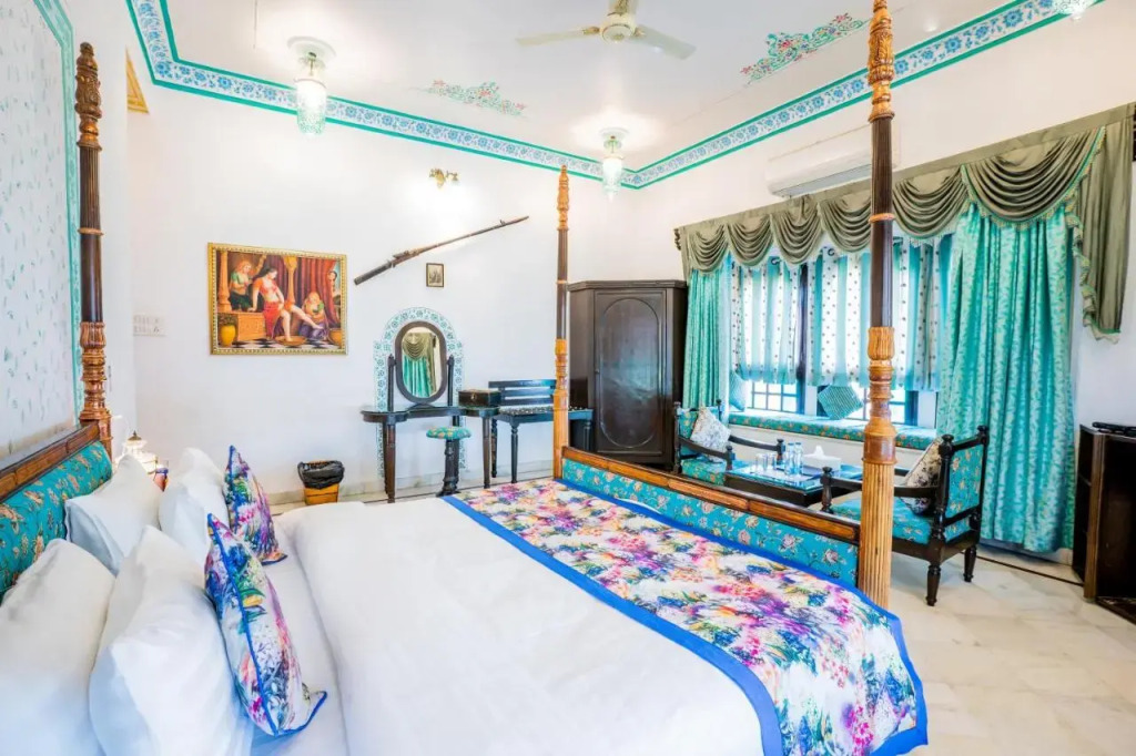 Inder Prakash - Best Lake View Hotel in Udaipur