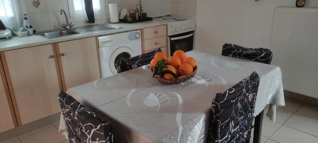 Fani's apartments 3