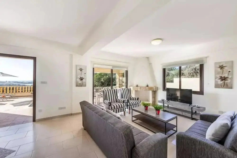 Villa Aqua View in Kissonerga