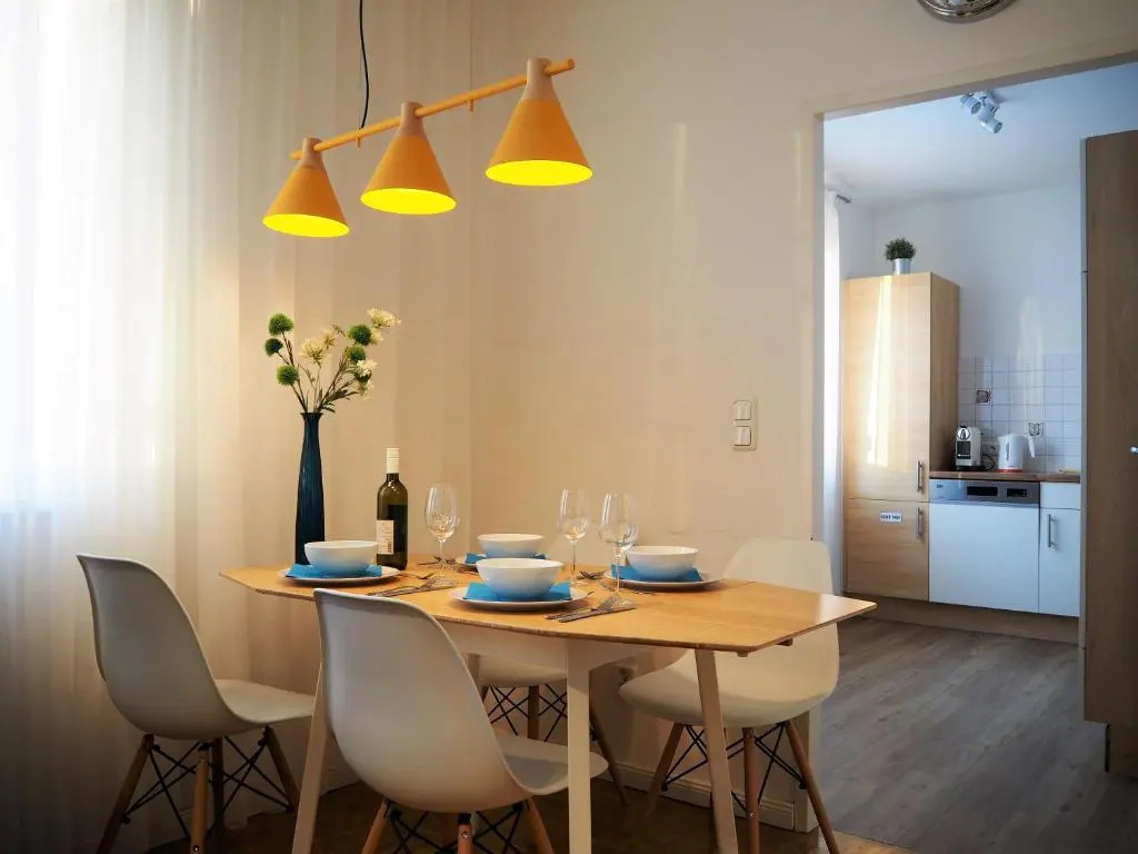 Anastacia Premium Apartment FREE Parking & Self Check-in