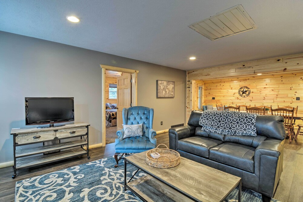 All Season Big Bear Lake House, Walk to Beach
