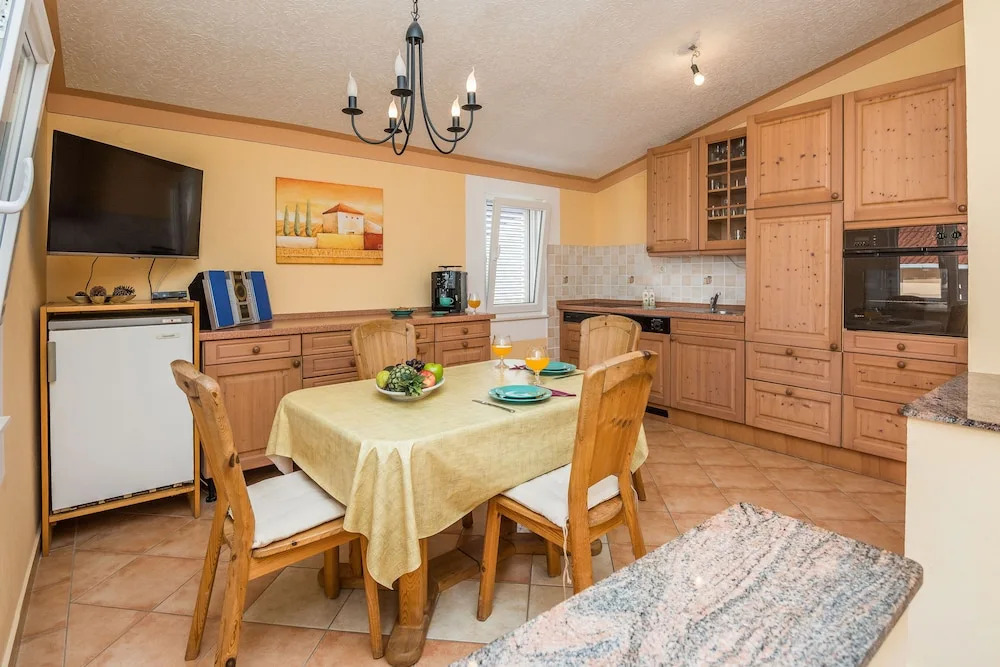 Apartments Loncar