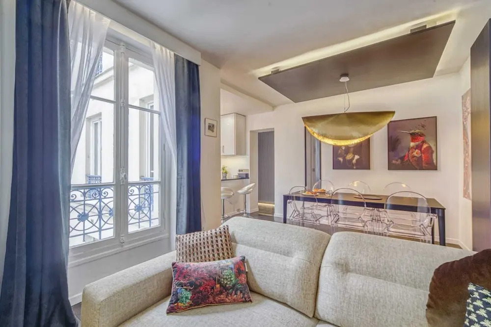 Luxe Apartment Near Père Lachaise Cemetery
