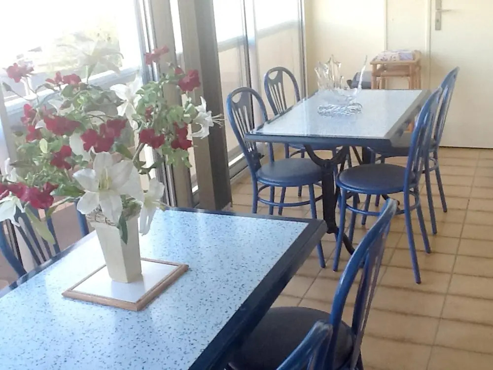 Apartment with 2 Bedrooms in Agde, with Enclosed Garden - 100 M From the Beach