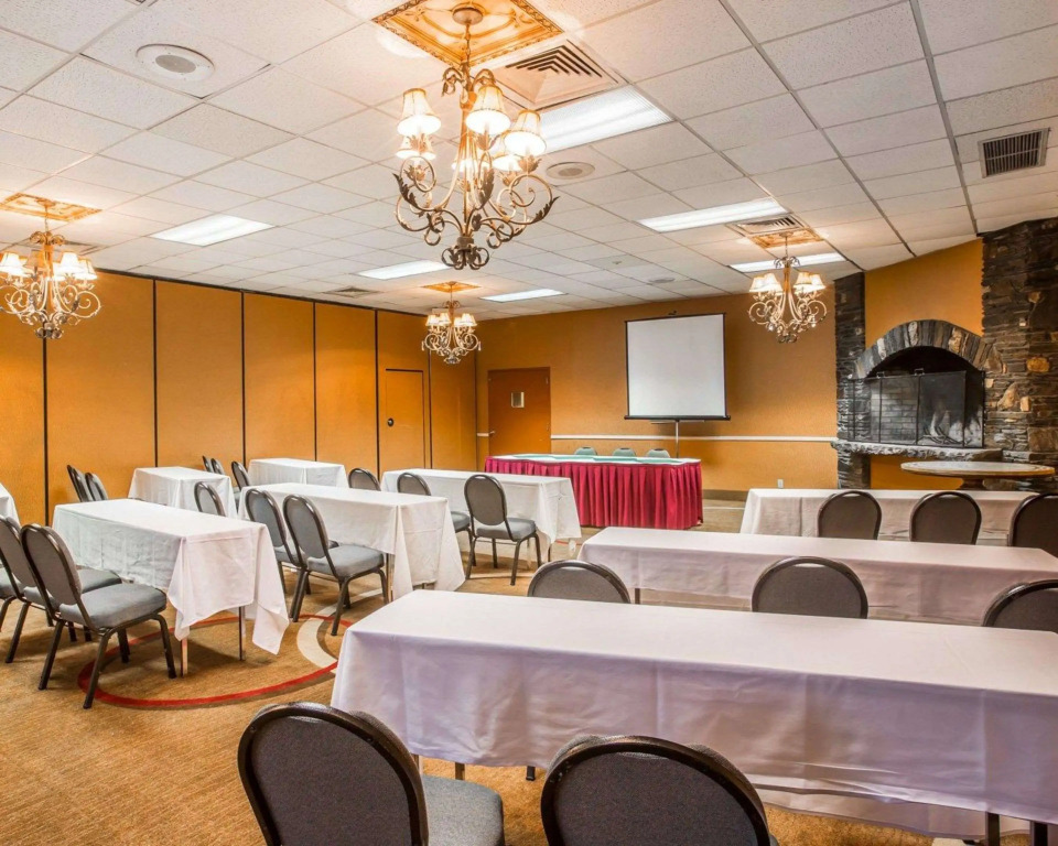 Quality Inn & Conference Center Brattleboro North