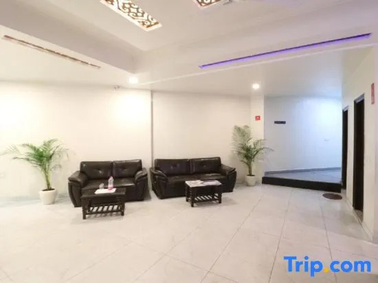 Airport Hotel Classic Park