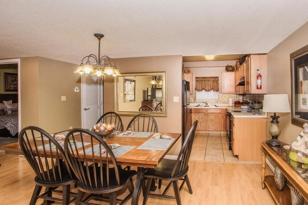 Cedar Lodge 101