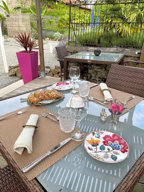 Maison Hirondelles Gîtes