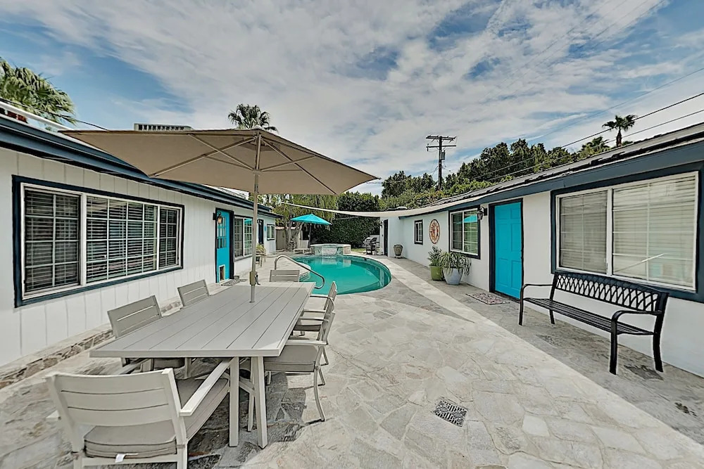 New Listing! All-suite Oasis W/ Casita, Pool & Spa 3 Bedroom Home