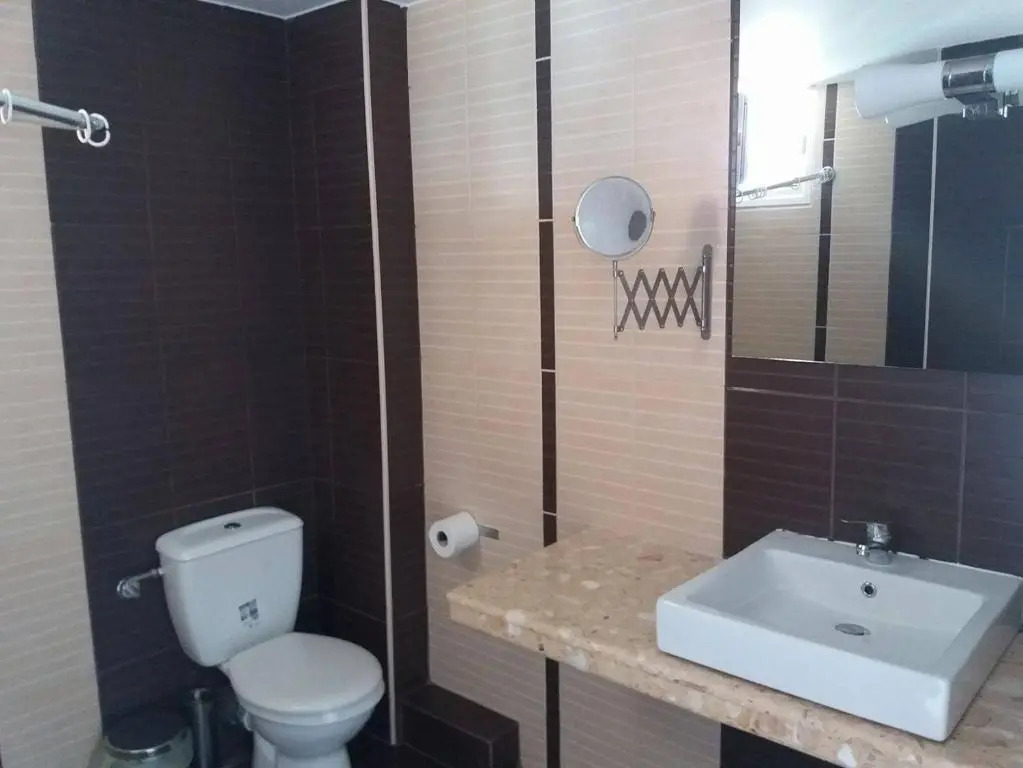 Hotel12