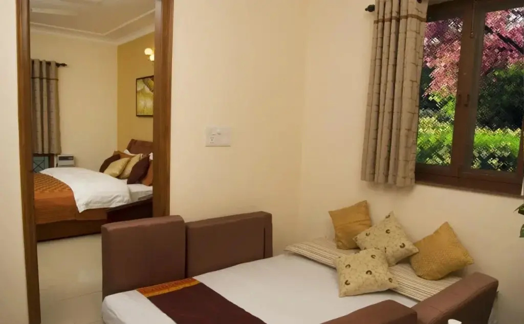 Tree Top Greens Serviced Apartment
