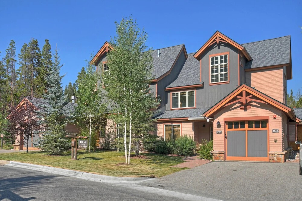 Spacious 3 Br Townhome In Keystone- Kids Ski Free 3 Bedroom Townhouse by Redawning