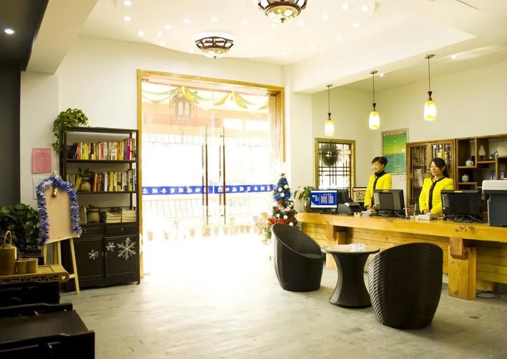 Changdeyuan Business Hotel