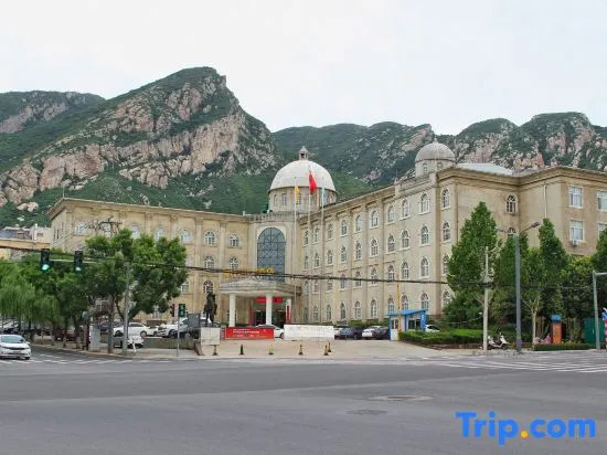 Roman Holiday Hotel